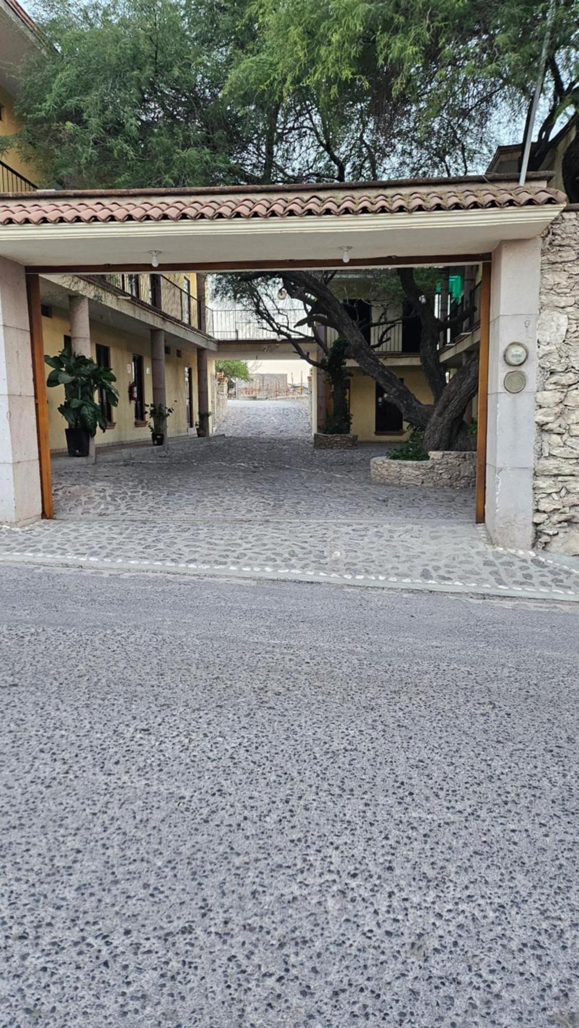 Hotel Villa Aurora Bernal Eksteriør bilde